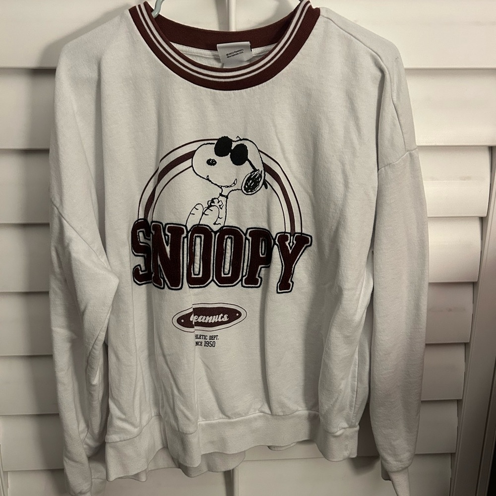 Peanuts White and Maroon Snoopy Tee
